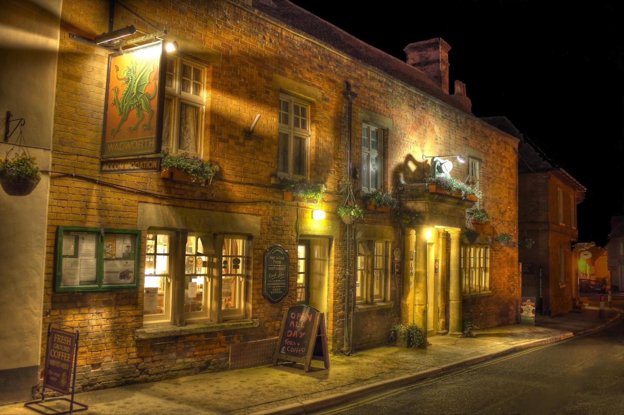 The Green Dragon Market Lavington Екстер'єр фото