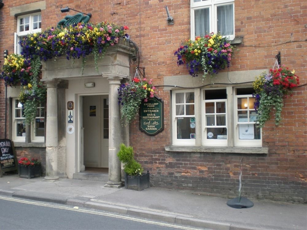 The Green Dragon Market Lavington Екстер'єр фото
